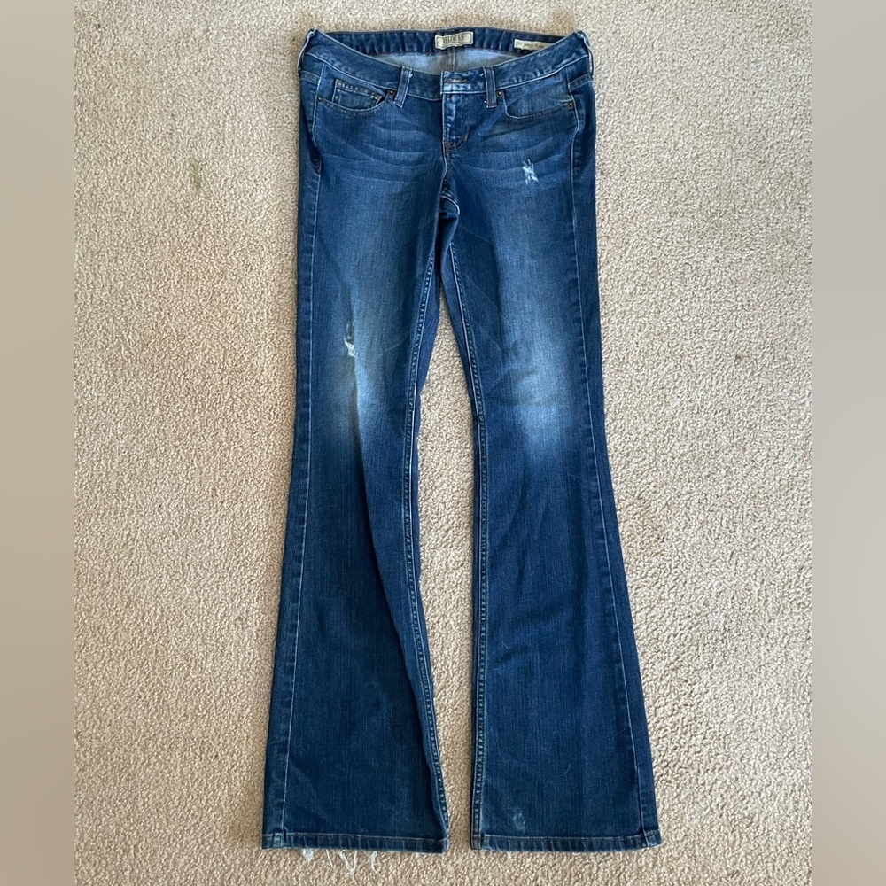 Guess Jeans